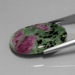 22.56캐럿 천연 멀티컬러 루비 조이사이트, 타원형 컷, 25.4×18.2 mm, 불투명체
