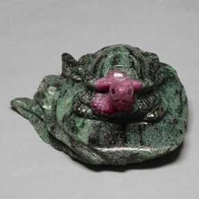 442.95캐럿 천연 멀티컬러 루비 조이사이트, 멋진 모양, 60.3×55.3 mm, 불투명체