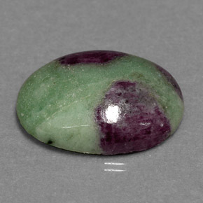 8.65캐럿 천연 멀티컬러 루비 조이사이트, 타원형 컷, 16.1×12.1 mm, 불투명체
