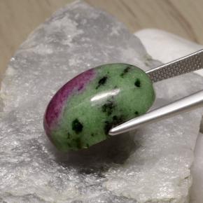 19.75캐럿 천연 멀티컬러 루비 조이사이트, 타원형 컷, 18.2×12.9 mm, 불투명체