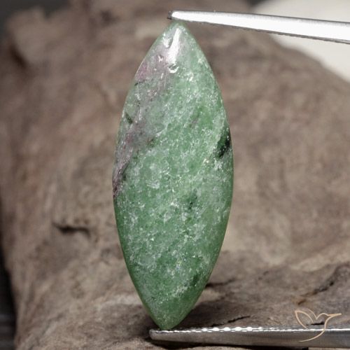 6.93ct 자연스러운 다색 루비-Zoisite, 보석, 불투명체