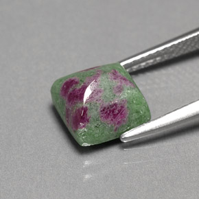 4.04캐럿 천연 멀티컬러 루비 조이사이트, 스퀘어, 8.3×8.2 mm, 불투명체