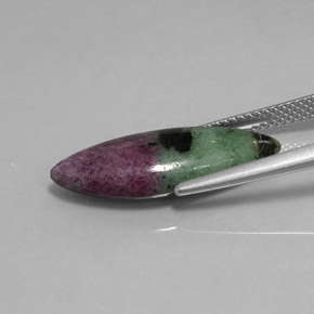 8.07캐럿 천연 멀티컬러 루비 조이사이트, 마퀴즈, 22.8×9.2 mm, 불투명체