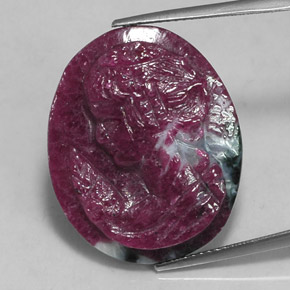 28.53캐럿 천연 멀티컬러 루비 조이사이트, 멋진 모양, 25.1×20.6 mm, 불투명체
