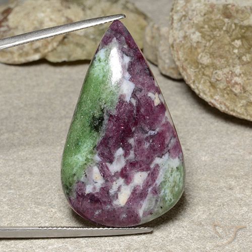 51.87ct 자연스러운 다색 루비-Zoisite, 배 모양, 불투명체