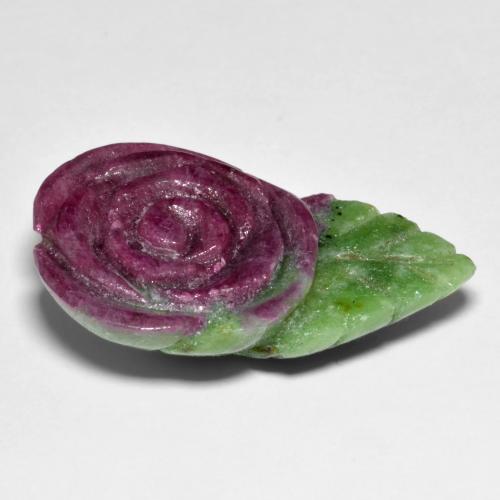 37.58캐럿 천연 멀티컬러 루비 조이사이트, 플라워 컷, 31.7×21 mm, 불투명체