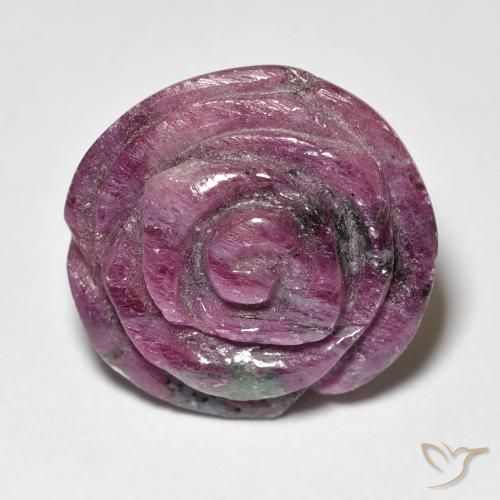 24.87ct 자연스러운 적자색 루비-Zoisite, 플라워 컷, 불투명체