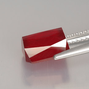 3.28캐럿 천연 레드 루비, 에메랄드 컷, 8.1×6.8 mm, VS-SI