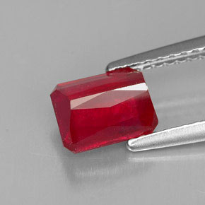 1.58캐럿 천연 레드 루비, 에메랄드 컷, 7×5.3 mm, SI