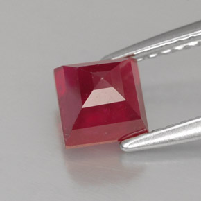 1.31캐럿 천연 레드 루비, 스퀘어, 5.1×5.1 mm, SI
