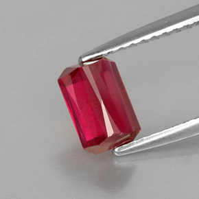 1.24캐럿 천연 레드 루비, 에메랄드 컷, 6.8×4.6 mm, VS-SI
