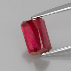 1.80캐럿 천연 레드 루비, 에메랄드 컷, 7.4×5.1 mm, SI