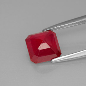 1.89캐럿 천연 레드 루비, 에메랄드 컷, 6.5×6.5 mm, VS-SI