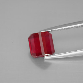 1.88캐럿 천연 핑크 레드 루비, 에메랄드 컷, 6.3×6.1 mm, SI
