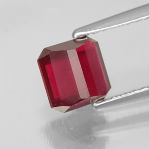 1.68캐럿 천연 핑크 레드 루비, 에메랄드 컷, 6.2×6 mm, SI