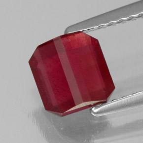 1.47캐럿 천연 핑크 레드 루비, 에메랄드 컷, 6.1×6 mm, SI