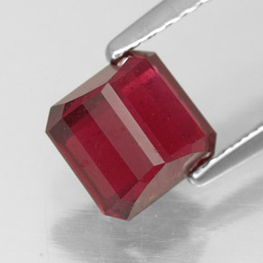 1.87캐럿 천연 핑크 레드 루비, 에메랄드 컷, 6.2×6 mm, SI