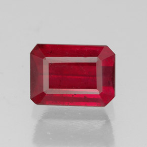 1.69캐럿 천연 핑크 레드 루비, 에메랄드 컷, 7.1×5.1 mm, SI