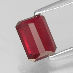1.69캐럿 천연 핑크 레드 루비, 에메랄드 컷, 7.1×5.1 mm, SI