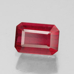 1.31캐럿 천연 핑크 레드 루비, 에메랄드 컷, 7×4.9 mm, SI