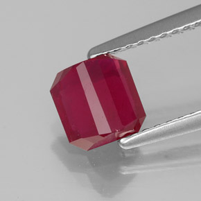 1.50캐럿 천연 핑크 레드 루비, 에메랄드 컷, 5.9×5.8 mm, SI
