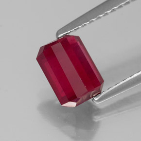 1.57캐럿 천연 레드 루비, 에메랄드 컷, 7×5 mm, SI