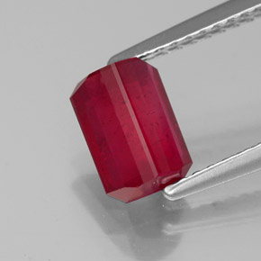 1.62캐럿 천연 핑크 레드 루비, 에메랄드 컷, 7.2×5.2 mm, SI