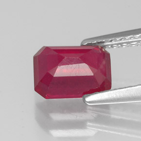 1.39캐럿 천연 핑크 레드 루비, 에메랄드 컷, 6.8×5.1 mm, SI