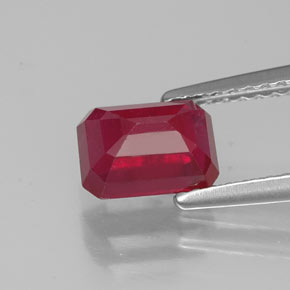 1.69캐럿 천연 핑크 레드 루비, 에메랄드 컷, 7.2×5.2 mm, VS-SI