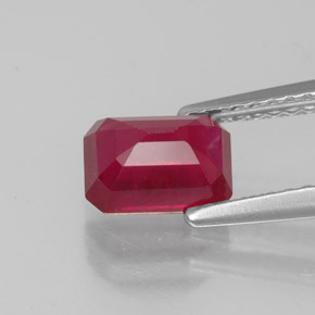 1.56캐럿 천연 핑크 레드 루비, 에메랄드 컷, 7.1×5.1 mm, VS-SI