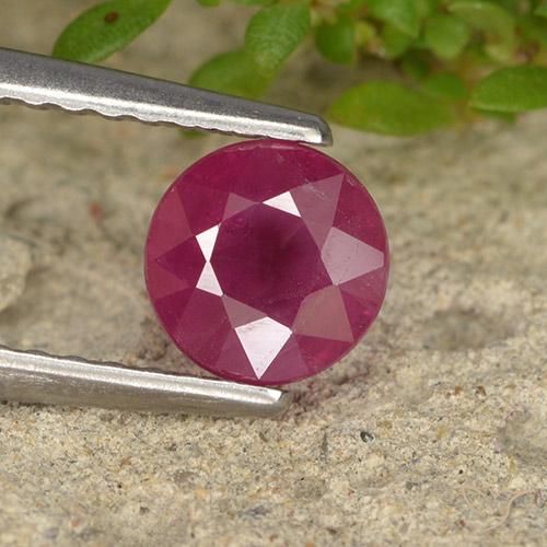 0.84ct 자연스러운 미디엄 레드 루비, 둥근, VS-SI