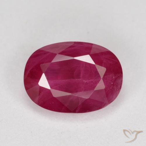 1.05ct 자연스러운 미디엄 레드 루비, 타원형, VS-SI