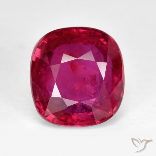 2.02ct 자연스러운 분홍빛이 도는 빨강 루비, 방석, SI