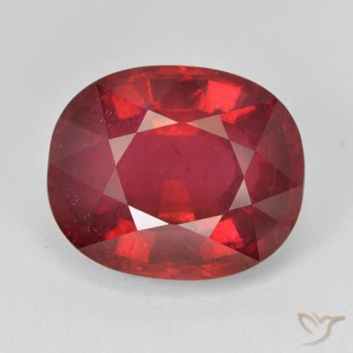 12.68ct 자연스러운 인텐스 레드 루비, 타원형, VS