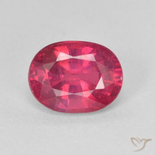 1.85ct 자연스러운 미디엄 레드 루비, 타원형, VS
