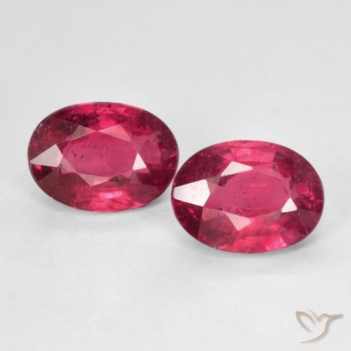 2.51ctw 자연스러운 Medium Dark-Red 루비, 타원형, VS