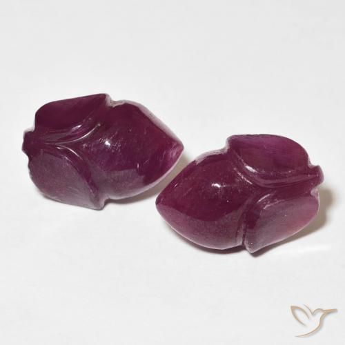 11.57ctw 자연스러운 Medium Dark-Purple 루비, 플라워 컷, 불투명체