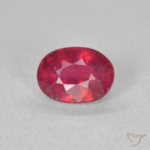 1.54ct 자연스러운 Medium Dark-Red 루비, 타원형, VS