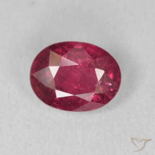 1.79ct 자연스러운 다크 레드 루비, 타원형, VS-SI