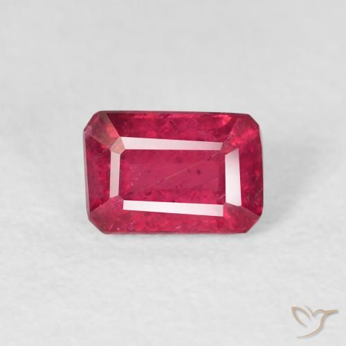 1.06ct 자연스러운 미디엄 레드 루비, 에메랄드 컷, VS