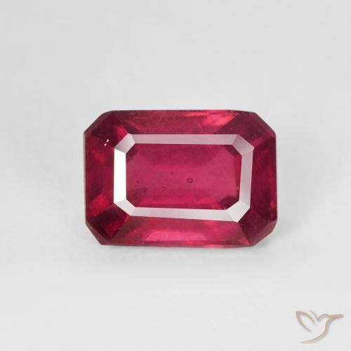 1.49ct 자연스러운 다크 레드 루비, 에메랄드 컷, VS