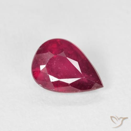 1.03ct 자연스러운 Medium Dark-Red 루비, 배 모양, VS-SI