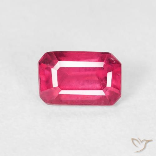0.98ct 자연스러운 분홍빛이 도는 빨강 루비, 에메랄드 컷, VS