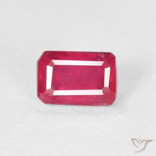0.88ct 자연스러운 분홍빛이 도는 빨강 루비, 에메랄드 컷, VS