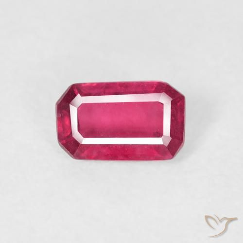 0.61ct 자연스러운 미디엄 레드 루비, 에메랄드 컷, VS