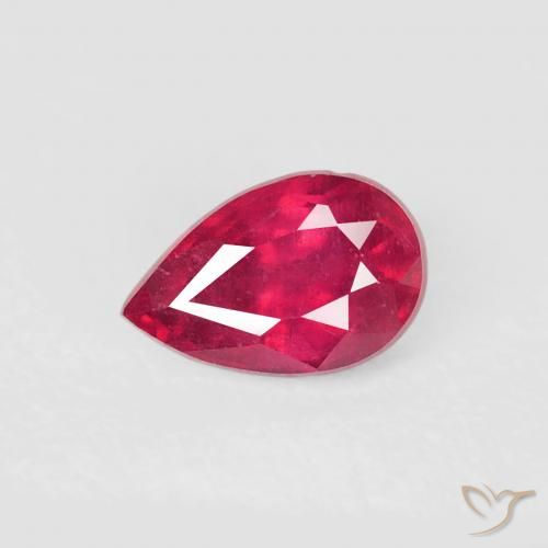0.70ct 자연스러운 딥 크림슨 루비, 배 모양, VS-SI
