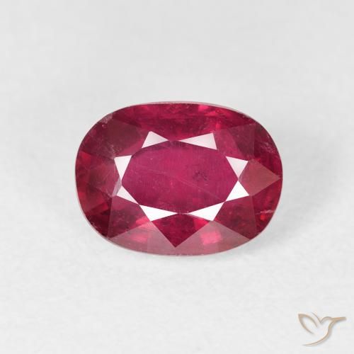 2.05ct 자연스러운 피처럼 붉은 루비, 타원형, VS