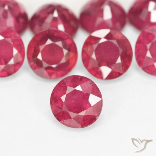 1.39캐럿 천연 딥 크림슨 루비, 라운드 컷, VS