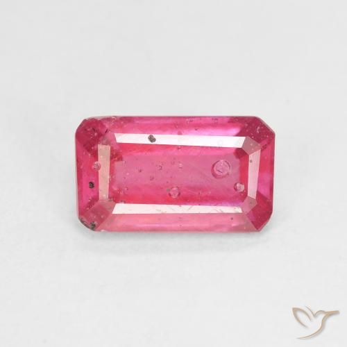 2.66ct 자연스러운 마젠타 핑크 루비, 에메랄드 컷, VS-SI