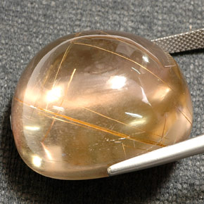 78.65캐럿 천연 무색 골든 루틸 쿼츠, 투명한, 27.2×24.5 mm, 투명/반투명